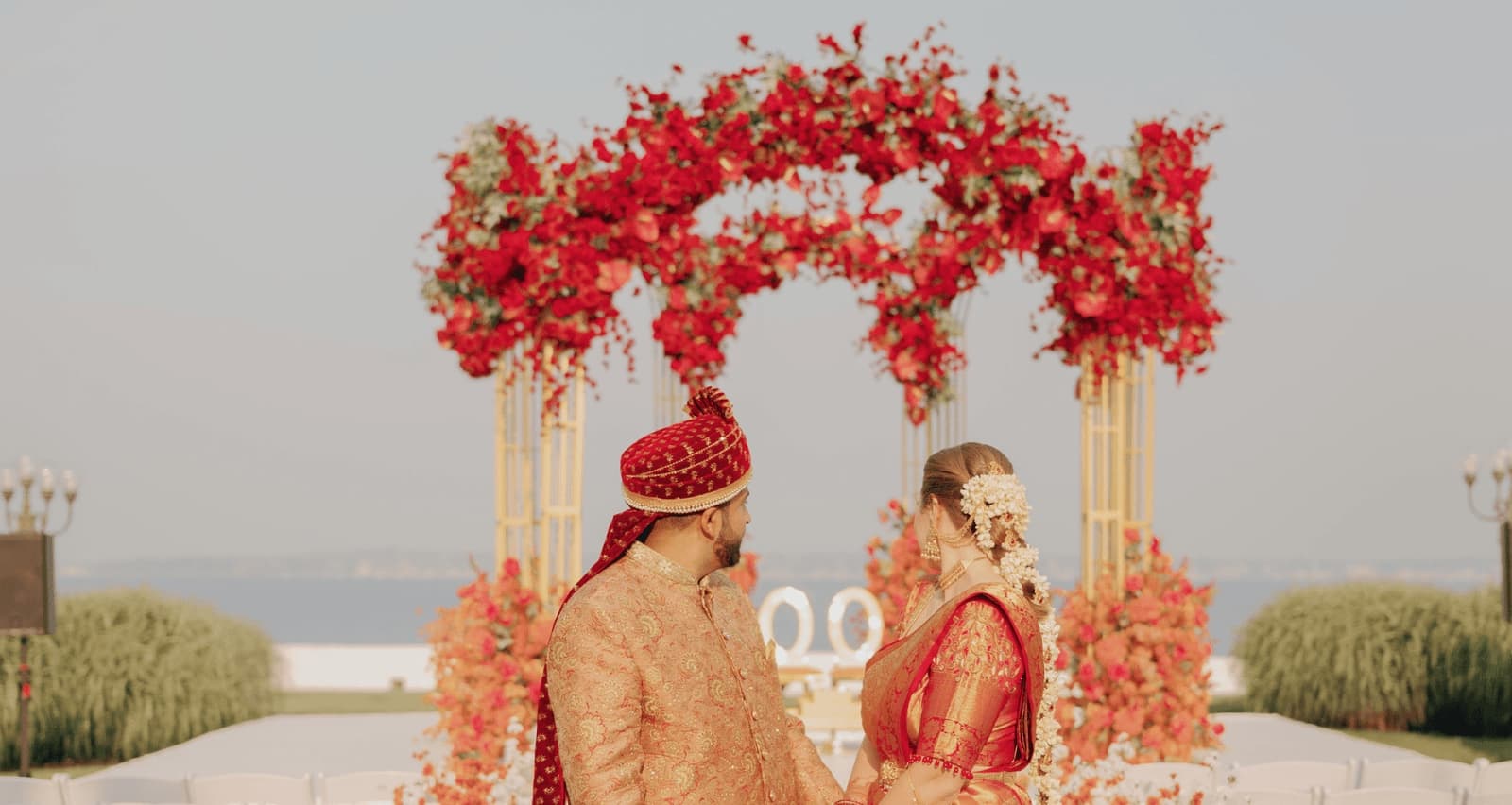 How to Transform a Garden Venue Into a Stunning Wedding Setting